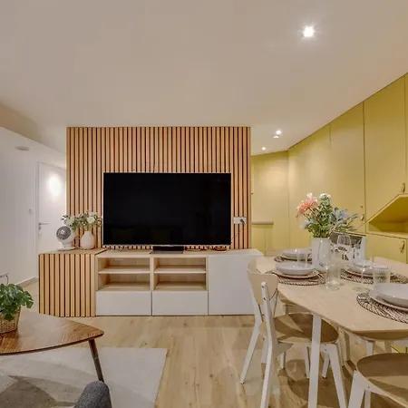 Basement Studio- Montparnasse Station アパート *