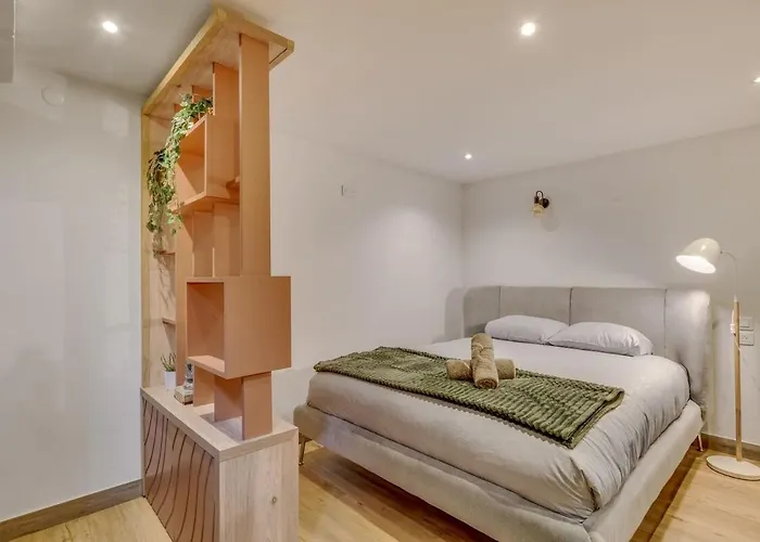 Large - Montparnasse Station Apartamento